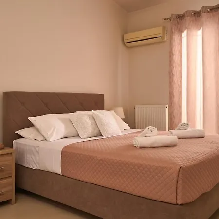 Elysium Villa, Refined Close To Sandy Shore Villa