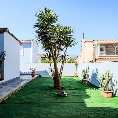 Elysium Villa, Refined Close To Sandy Shore