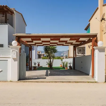 Villa Elysium Villa, Refined Close To Sandy Shore