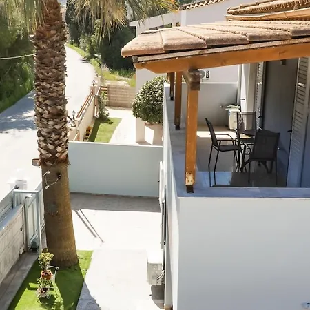 Elysium Villa, Refined Close To Sandy Shore